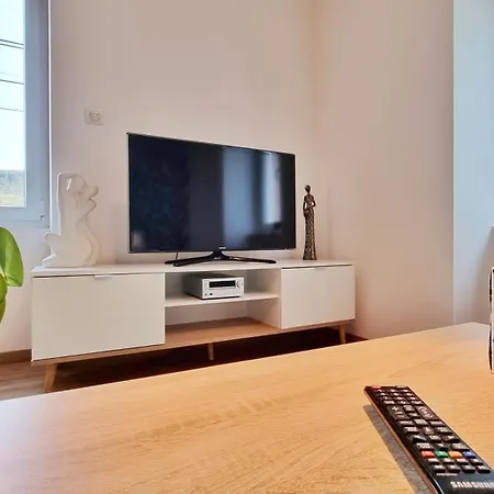 La Buhl Verte - Chic Et Moderne - Calme - Fibre - Relax Bnb Buitenkant foto